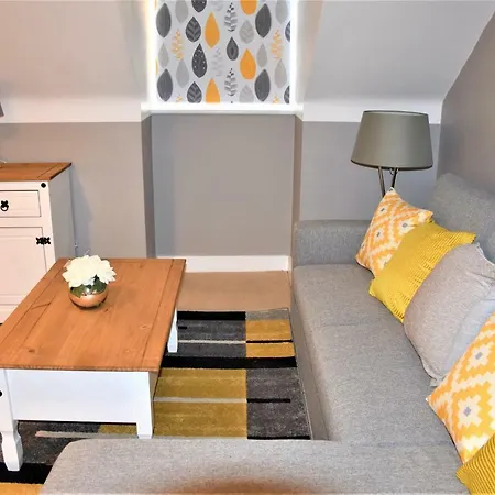 Bard'S Nest, Crucible Apartment, Free Private Parking, 3 Mins Walk To Birthplace Stratford-upon-Avon Exterior photo