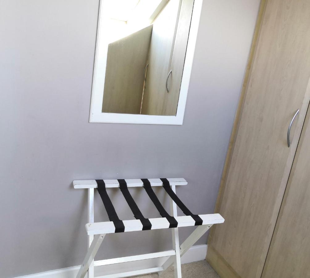Apartment Bard's Nest, Crucible Apartment, Free Private Parking, 3 Mins Walk To Birthplace