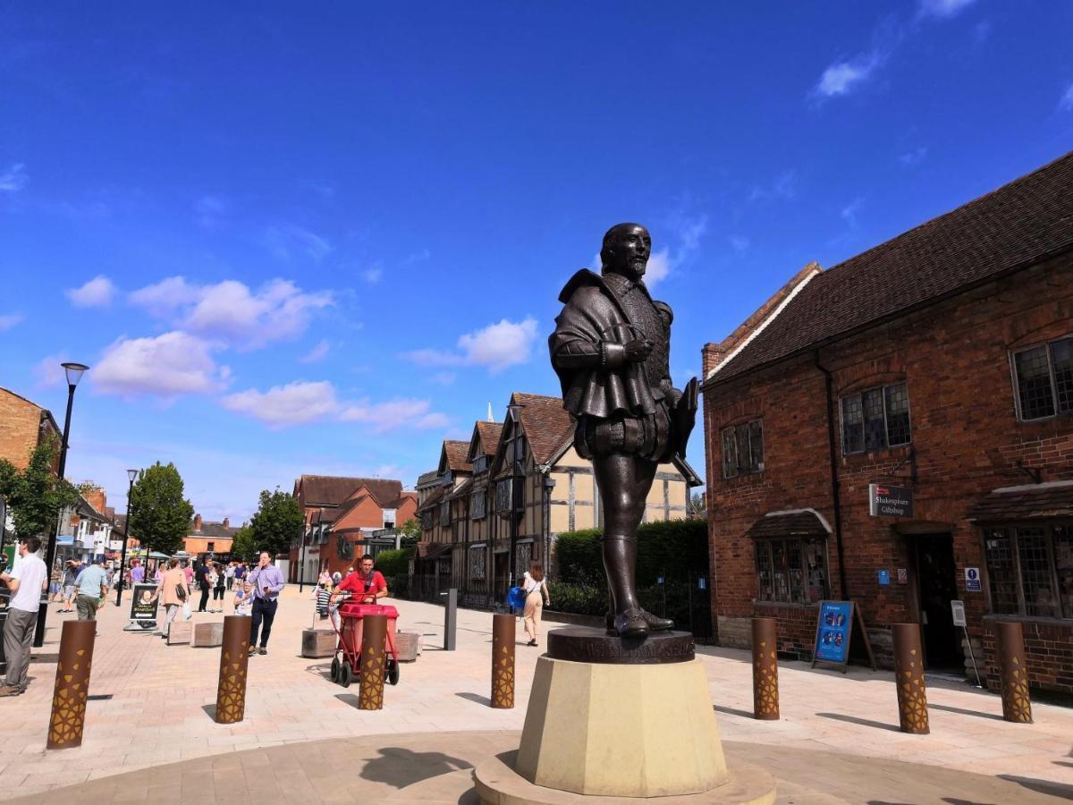 Apartment Bard's Nest, Crucible Apartment, Free Private Parking, 3 Mins Walk To Birthplace