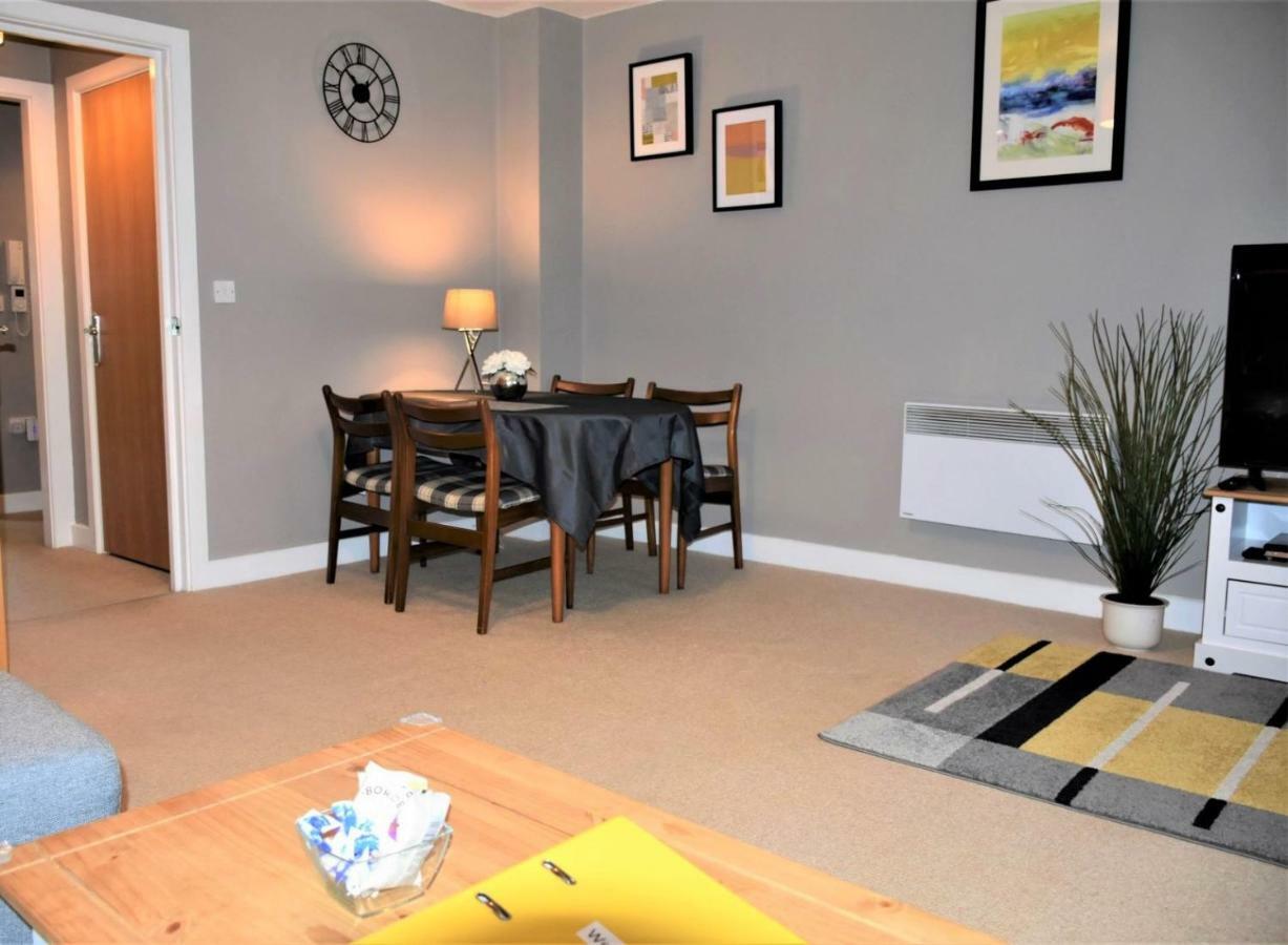 Apartment Bard's Nest, Crucible Apartment, Free Private Parking, 3 Mins Walk To Birthplace